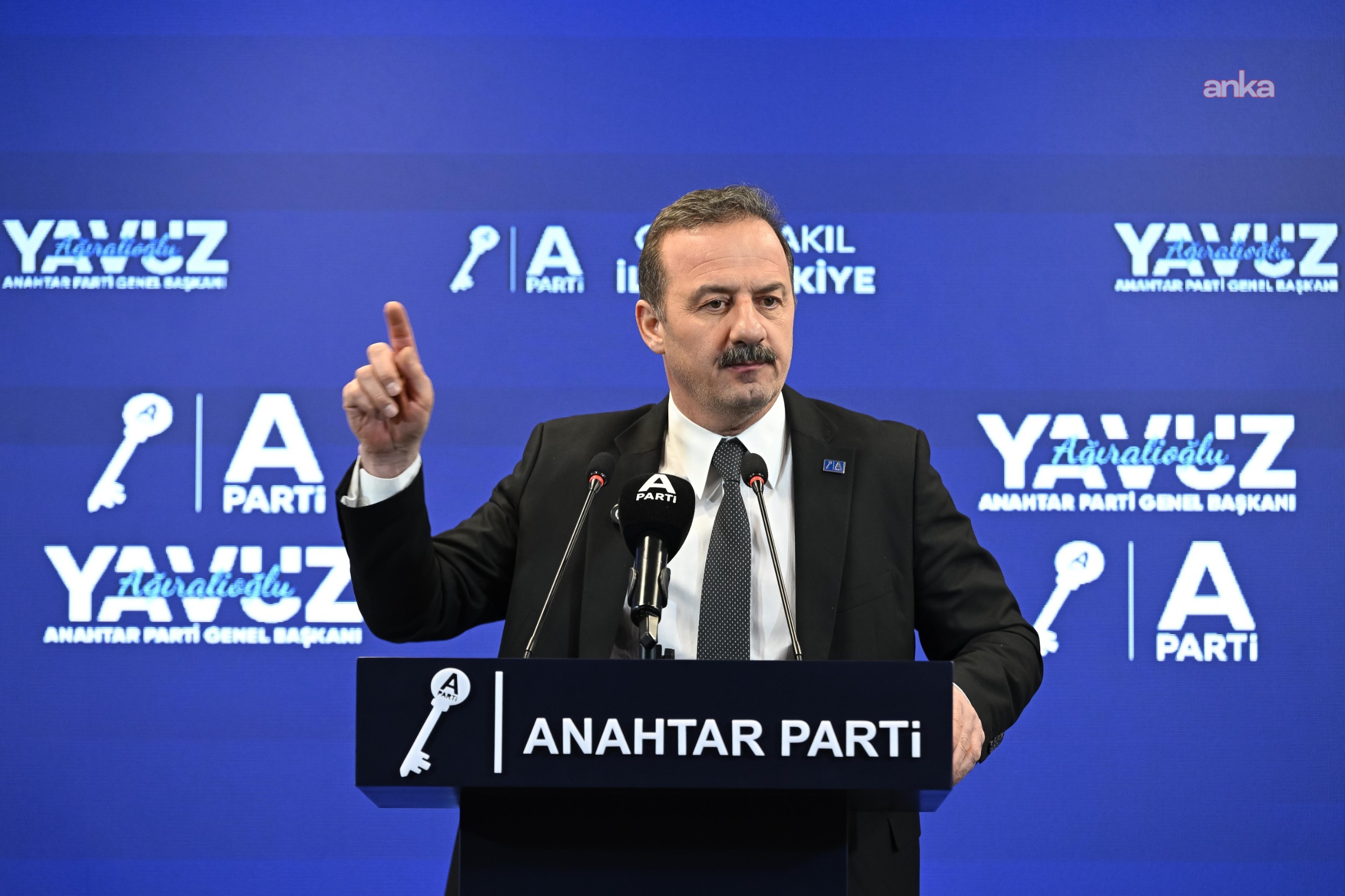 Yavuz Ağıralioğlu’ndan